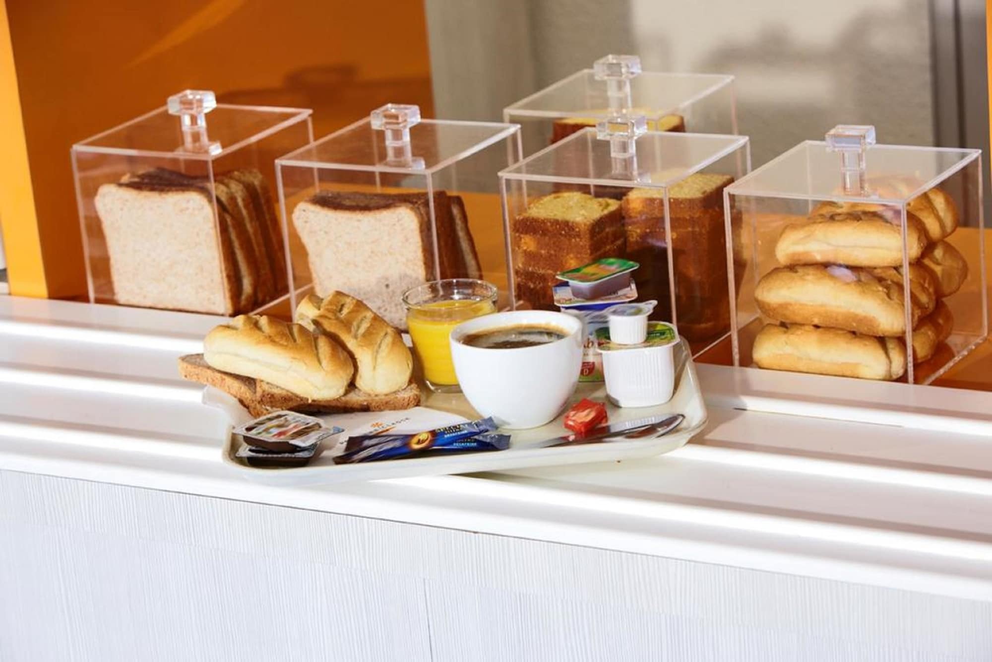 Premiere Classe Valenciennes Sud - Rouvignies Prouvy Ngoại thất bức ảnh